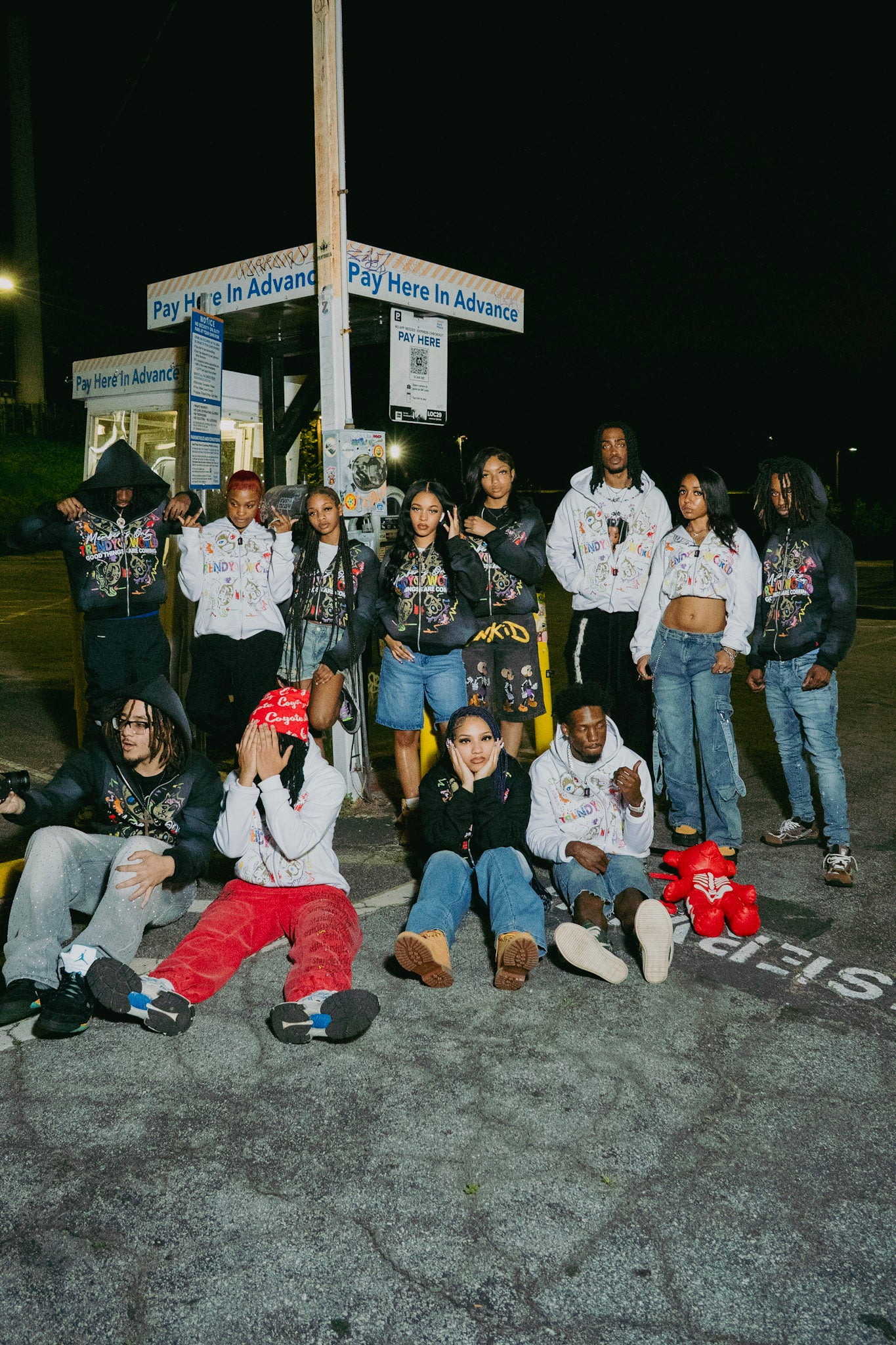 Trendyy World Zip up