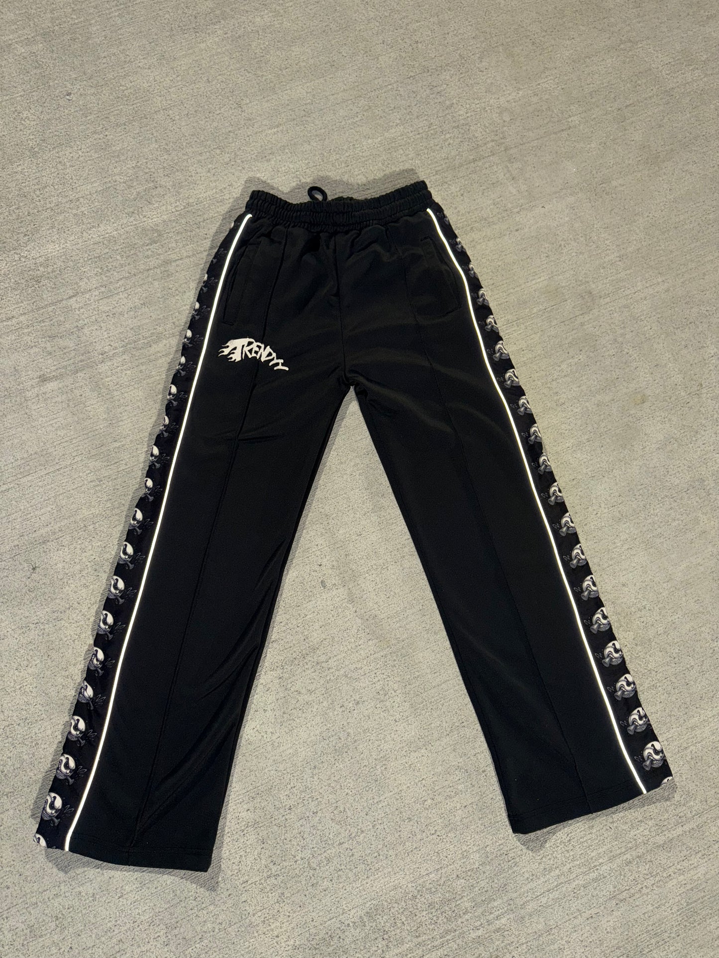 Trendyy track pants