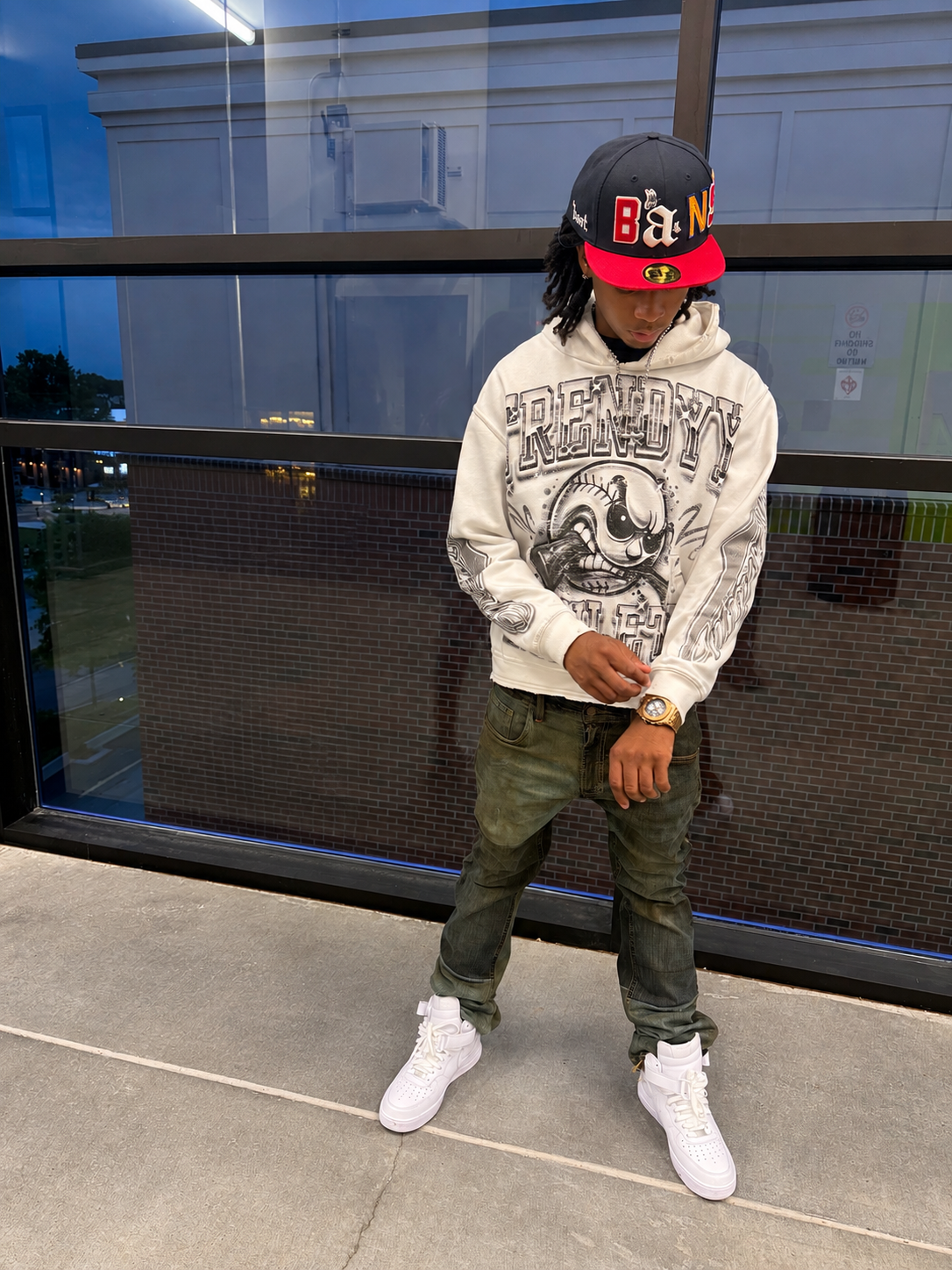 TRENDYY ATHLETIC HOODIE